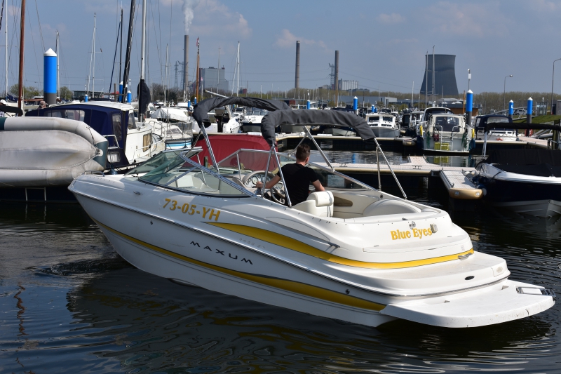 Sluipmoordenaar spleet Onbelangrijk Te koop bij Rob Krijgsman Watersport : Maxum 2400 SR Bowrider