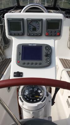 Beneteau Oceanis Clipper 323