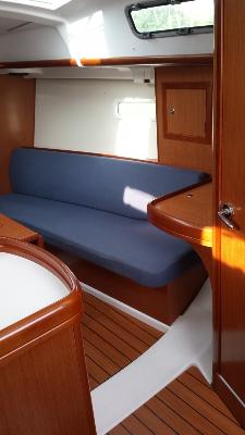 Beneteau Oceanis Clipper 323