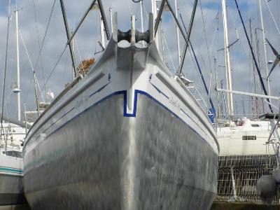 Alubat OVNI 365
