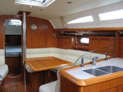 Jeanneau Sun Odyssey 37