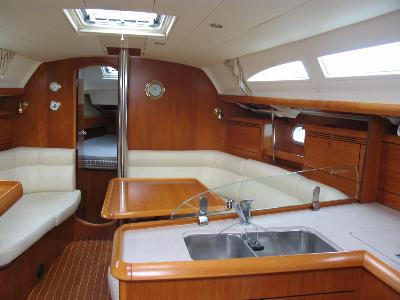 Jeanneau Sun Odyssey 37