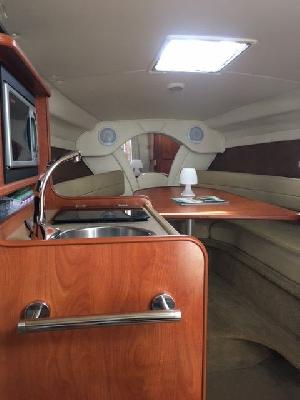 Rinker 2500 Fiesta Vee