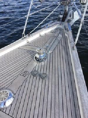 Hallberg Rassy 37