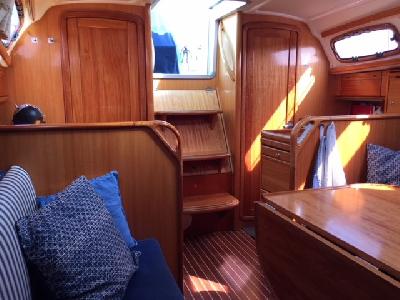 Bavaria 30 cruiser