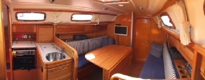 Bavaria 30 cruiser