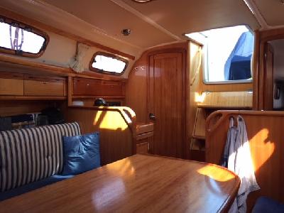 Bavaria 30 cruiser
