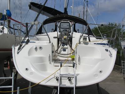 Bavaria 30 cruiser
