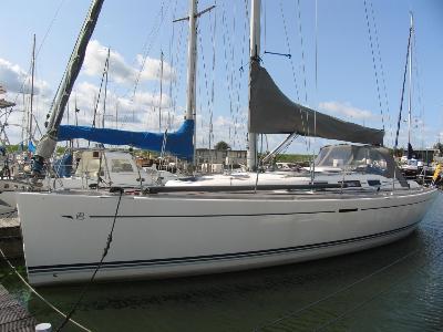 Dufour 40 Performance