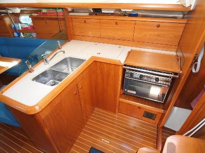 Jeanneau Sun Odyssey 37