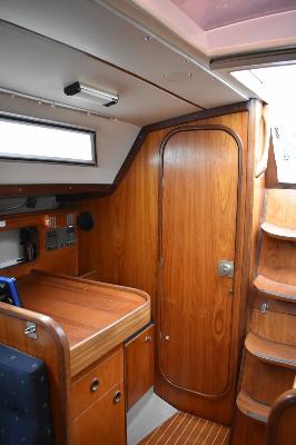 Beneteau First 325