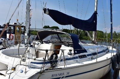 Bavaria 38 