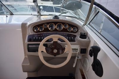 Rinker Fiesta Vee 242