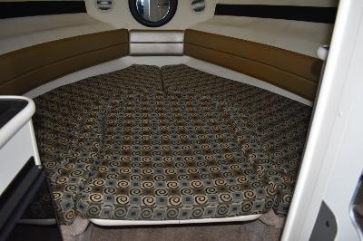 Rinker Fiesta Vee 242