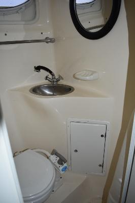 Rinker Fiesta Vee 242