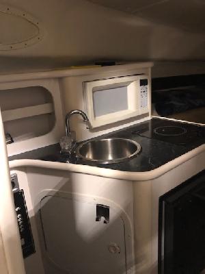 Rinker Fiesta Vee 242