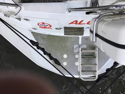 Alubat OVNI 32