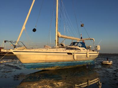 Alubat OVNI 32