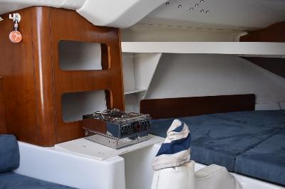 Beneteau First 211