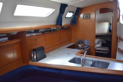 Jeanneau Sun Odyssey 37