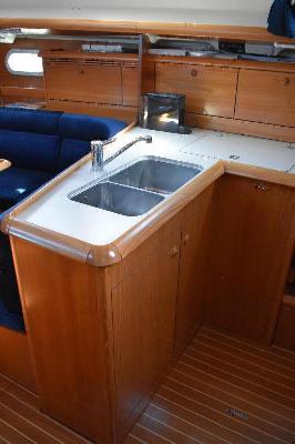Jeanneau Sun Odyssey 37