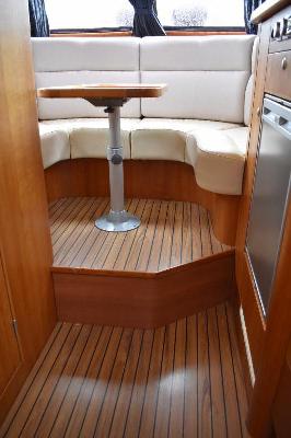 Excellent 960 OK Cabin Cruiser