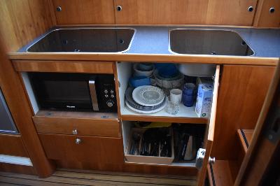 Excellent 960 OK Cabin Cruiser