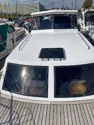 Excellent 960 OK Cabin Cruiser