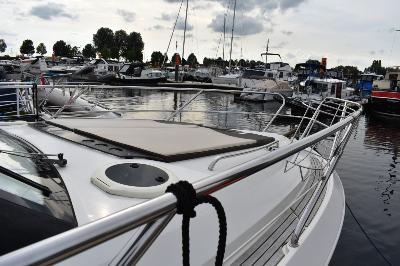Galeon 325 HT