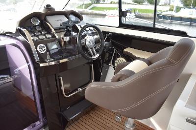 Galeon 325 HT