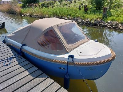 Oud Huijzer 600 Tender