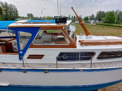 Boornkruiser 9.30 AK De Luxe