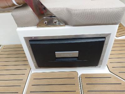 Quicksilver Activ 755 Cruiser