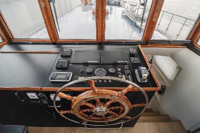 Luxe Motor 22M
