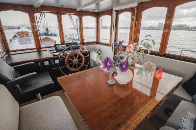 Luxe Motor 22M