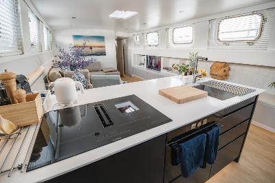 Luxe Motor 22M
