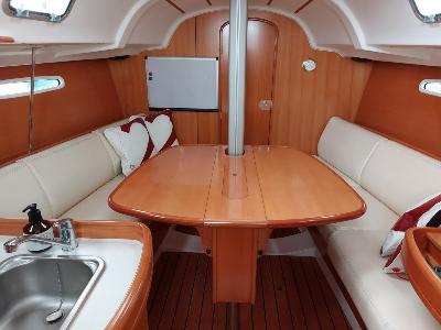 Beneteau First 31.7