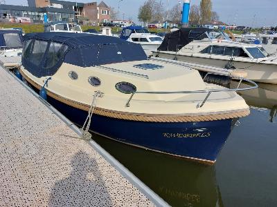 Bola Grand Shadow Riviera 760