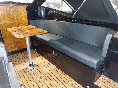 Oud Huijzer 700 Tender