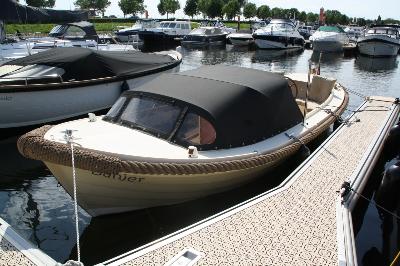 Albatros 23