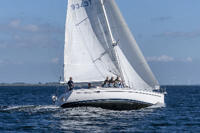 Elan 40 Performance