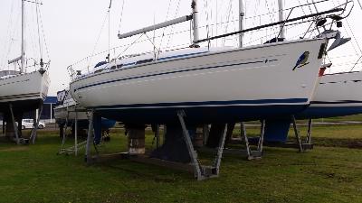 Bavaria 32